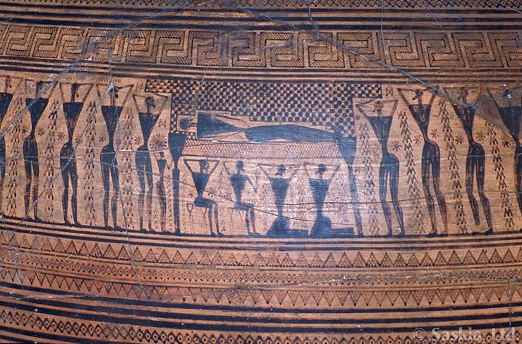 women mourners in archaic Greece